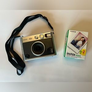 ‼️SOLD‼️FUJIFILM INSTAX MINI EVO - Hybrid Instant Camera Black w/ Film and Case